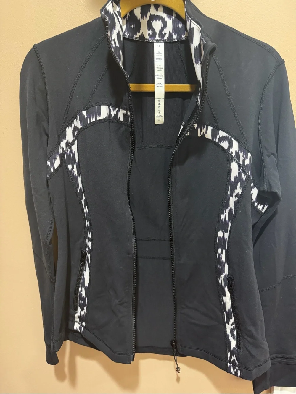NWOT | MINT | Lululemon Define Jacket | W Size 12 | *matching items my closet*